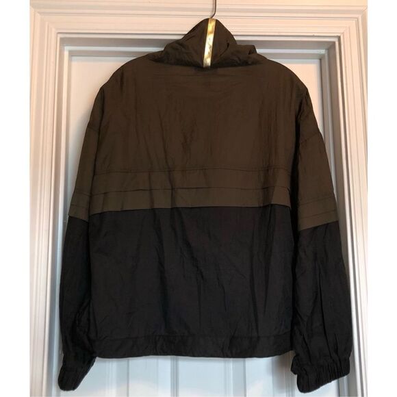 AQUA - 🎉HP🎉 L Sz S - Lightweight Colorblock Windbreaker. 100% Nylon & NWT! - Picture 13 of 13